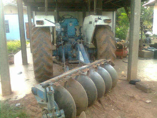 ขายฟอร์ด 6610 เสื้อลาย สองเพลารถบ้านสวยๆ