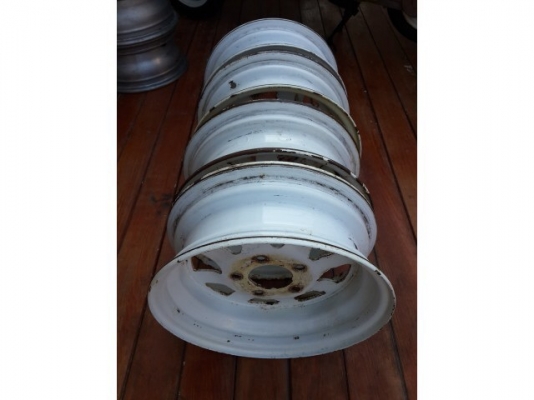 ขายล้อแม็ก mazda family ขอบ13 5รู แม็กใส่กระบะ ขายตามสภาพ