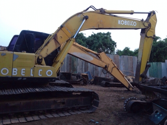 ขายด่วน kobelco sk 200 mark III