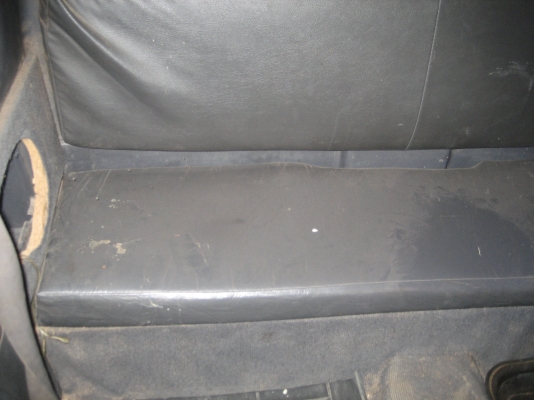 โตโยต้า ปี35 ตามสภาพ 105000 บาท โตโยต้า ปี35 ตามสภาพ 105000 บาท