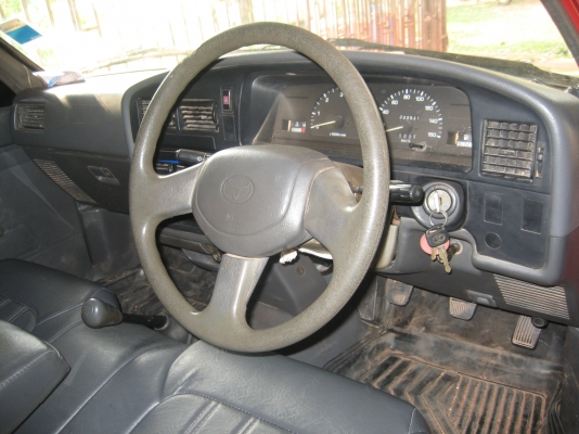 โตโยต้า ไมตี้ สีใหม่ 120000 บาท โตโยต้า ไมตี้ สีใหม่ 120000 บาท