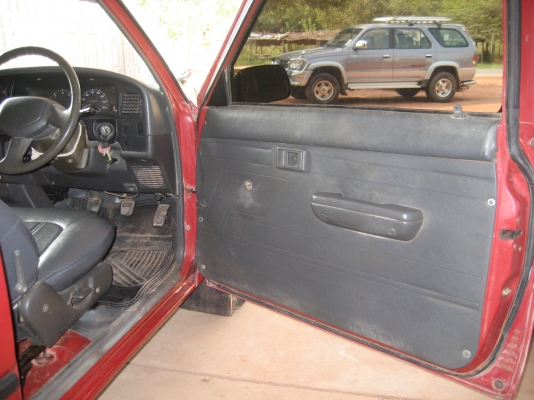 โตโยต้า ไมตี้ สีใหม่ 120000 บาท โตโยต้า ไมตี้ สีใหม่ 120000 บาท