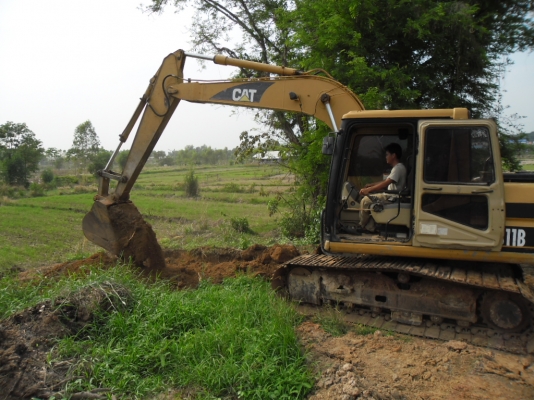 ด่วนสภาพเก่านอกขายรถแบคโฮ CAT 311 B รถสวยสภาพ 80 \% เครื่องดีปั้มดีดีทุกอย่าไฟฟ้าเตมเอวแน่นทำงานเร็วมากง ด่วนสภาพเก่านอกขายรถแบคโฮ CAT 311 B รถสวยสภาพ 80 \% เครื่องดีปั้มดีดีทุกอย่าไฟฟ้าเตมเอวแน่นทำงานเร็วมากง