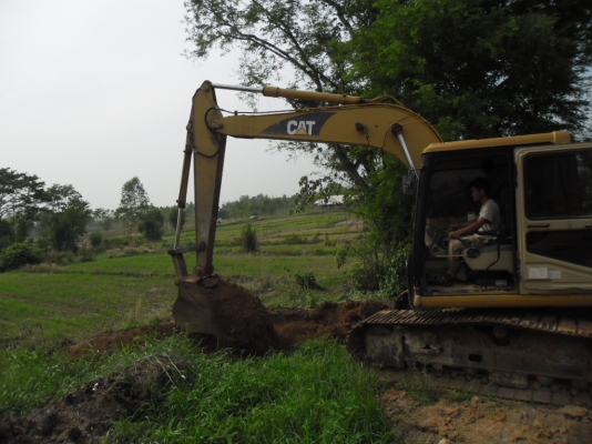 ด่วนสภาพเก่านอกขายรถแบคโฮ CAT 311 B รถสวยสภาพ 80 \% เครื่องดีปั้มดีดีทุกอย่าไฟฟ้าเตมเอวแน่นทำงานเร็วมากง ด่วนสภาพเก่านอกขายรถแบคโฮ CAT 311 B รถสวยสภาพ 80 \% เครื่องดีปั้มดีดีทุกอย่าไฟฟ้าเตมเอวแน่นทำงานเร็วมากง