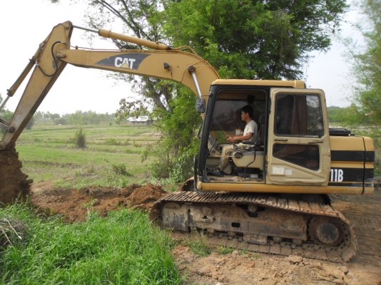ด่วนสภาพเก่านอกขายรถแบคโฮ CAT 311 B รถสวยสภาพ 80 \% เครื่องดีปั้มดีดีทุกอย่าไฟฟ้าเตมเอวแน่นทำงานเร็วมากง ด่วนสภาพเก่านอกขายรถแบคโฮ CAT 311 B รถสวยสภาพ 80 \% เครื่องดีปั้มดีดีทุกอย่าไฟฟ้าเตมเอวแน่นทำงานเร็วมากง