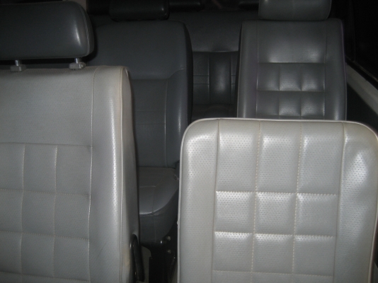 รถตู้ เครื่องเบนชิล รถประมูล (1)   125000 บาท