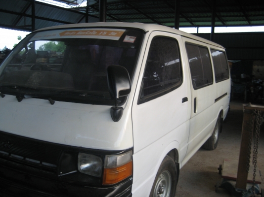 รถตู้ เครื่องเบนชิล รถประมูล (1)   125000 บาท