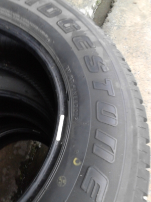 คมทุกเส้น 245/70R16 BRIDGE STONE DUELER H/T 840 มีชุด 4 เส้น พึ่งถอดจากแม๊ก  โทร.081-427-3941