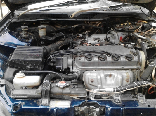 ขอขายรถที่บ้านสักคันไม่ใด้ใช้แล้วสภาพดีเตารีดเขาว่างั้นปี94ลดเหลือ45000ไม่มีทีจอดแล้วครับ