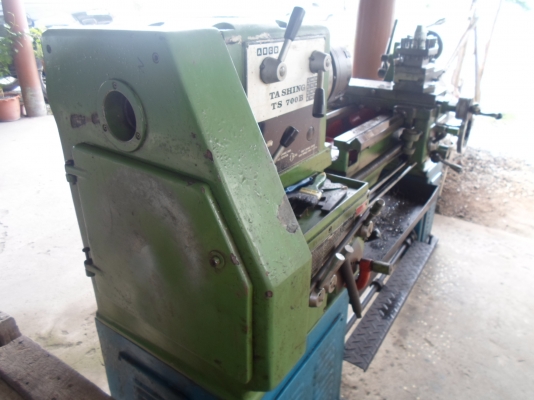 แท่นกลึง 5 ฟุต  3 เพลา เกียร์บล็อก  79,000  สนใจติดต่อ อ้อม 0898217996