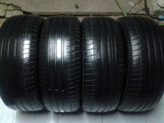ขายยาง MICHELIN PS3 185-55-15 ปี11 ดอกเต็ม ไม่บวม ไม่กินข้าง พร้อมใส่ถ่วง ชุดละ 2,900 บาท