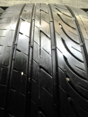 ขายยาง BRIDGESTONE GR-90 215-50-17 ปี11 ดอกเต็ม ไม่บวม ชุดละ 4,400 บาท ขายยาง BRIDGESTONE GR-90 215-50-17 ปี11 ดอกเต็ม ไม่บวม ชุดละ 4,400 บาท