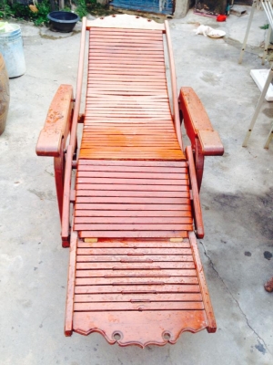 ขายเก้าอี้โยกไม้สัก ส่งให้แล้วคับพี่