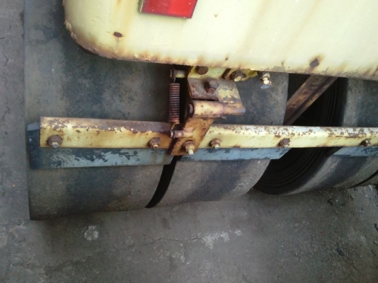 รถบดถนนหน้าเหล็กหลังยาง SAKAI รุ่น TW350