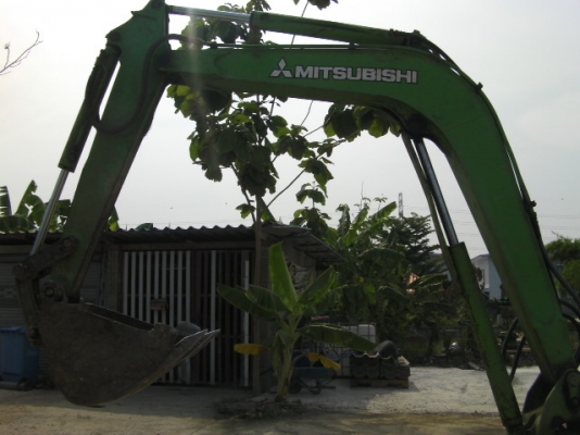 รถขุดมิซูmm30 คอนโทนสั้นเก่านอกตรวจสภาพเรียบร้อยแล้วพร้อมใช้งาน ราคา 250,000มาทดลองขับได้ ปั๋มนิ้วใหญ่ http://youtu.be/AV-ft9EElc0