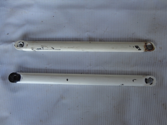 เหล็กจับบังโคลนหน้า k-125 สนใจโทร.081-005-8785