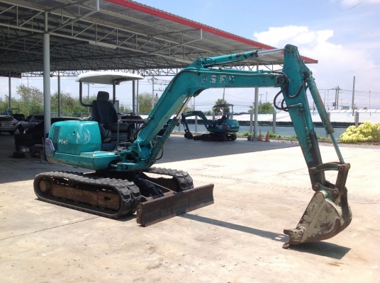 ขายรถแบคโฮ KOMATSU PC40-7 แทร็กเหล็ก มือสองญี่ปุ่น