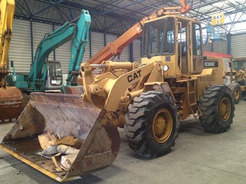 ขายรถตัก CAT 936E สภาพสวยพร้อมใช้งาน นำเข้าจาก USA ติดต่อ อำพล 090-9694506/080-3031241 ขายรถตัก CAT 936E สภาพสวยพร้อมใช้งาน นำเข้าจาก USA ติดต่อ อำพล 090-9694506/080-3031241