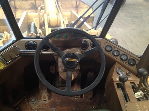 ขายรถตัก CAT 936E สภาพสวยพร้อมใช้งาน นำเข้าจาก USA ติดต่อ อำพล 090-9694506/080-3031241 ขายรถตัก CAT 936E สภาพสวยพร้อมใช้งาน นำเข้าจาก USA ติดต่อ อำพล 090-9694506/080-3031241