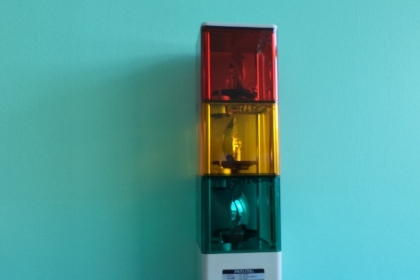 ไฟเซฟตี้(สามสี) SIGNAL TOWER LIGHT(CSนวนคร)ครับ  ติดรถเครนสำหรับงานเซฟตี้ สูง15 นิ้วx กว้าง 4.5นิ้ว