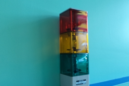 ไฟเซฟตี้(สามสี) SIGNAL TOWER LIGHT(CSนวนคร)ครับ  ติดรถเครนสำหรับงานเซฟตี้ สูง15 นิ้วx กว้าง 4.5นิ้ว