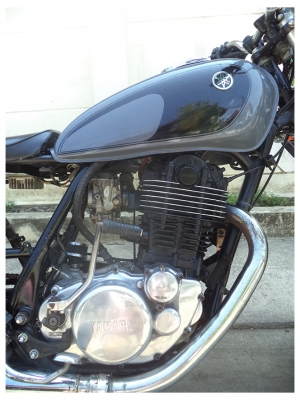 -------  Yamaha Sr400 ราคา 45,000 บาท  ------