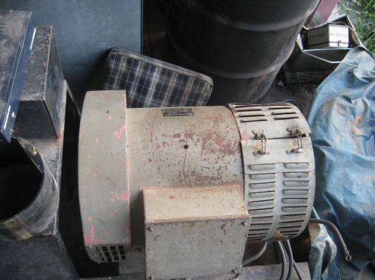 เครื่องปั่นไฟ  มีหลายรุ่นหลายขนาด