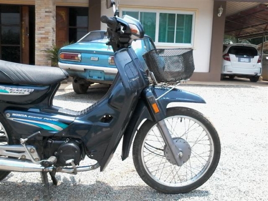 ขายดรีมเอ็กเซสทะเบียนพร้อมโอนภาษีขาดปีเดียวเครื่องดีรถพร้อมใช้ ขาย 8500 บาท