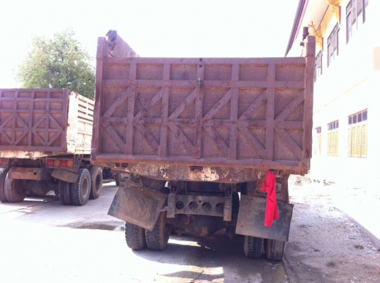 ***ขายแล้วครับขอบคุณ Truck2hand ขาย10ล้อ2เพลาดั้ม"หลงเทอโบ"สภาพเดิมๆแห้งๆ(ไม่เดิมเฉพาะหัว) MITSU FN527 M-TF0671 ตากลมวางหัวตาเหลี่ยม เครื่องเดิมเกียร์เดิม 6D16TF-0671 220แรง แห้งดี แรงดีไม่เยิ้ม เกียร์10สปีด เบรคใหญ่ ช่วงล่างเดิม เพลาไม่บุ๋ม คัส