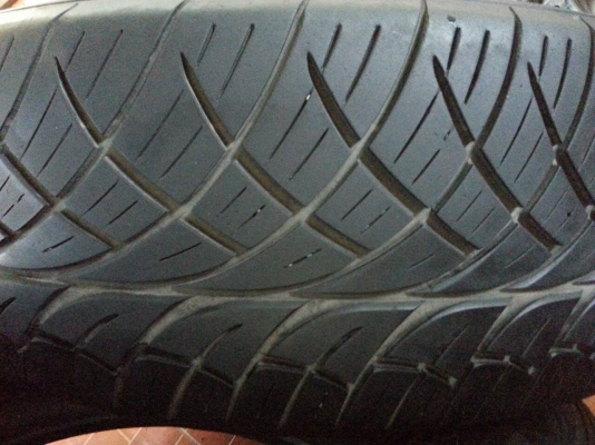 ขายยาง NITTO NT420 235-55-18 ปี12 ดอกเต็ม ไม่บวม ไม่กินข้าง คู่ละ 6,500 บาท ยกชุด 12,000 บาท