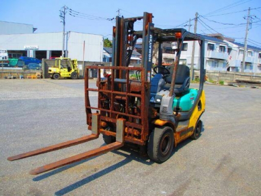 KOMATSU FD18-20ขนาด 1.8ตัน เสาสูง3เมตร เกียร์ออร์โต้ เครื่องดีเซล4D92E ฮิ้งฟอร์ค งากระดกได้ รถญี่ปุ่นแท้ ราคาต่อรองได้0816161541รับประกันเครื่องเกียร์