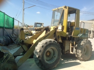 ขายรถตัก WA100-1 ยี่ห้อ KOMATSU