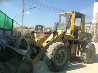 ขายรถตัก WA100-1 ยี่ห้อ KOMATSU