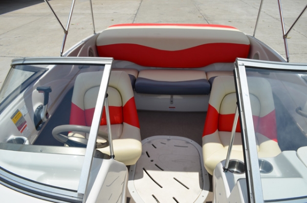 Tahoe Q4 4.3L Mercury I/O 2006 19 Ft. 5 Inch. Tahoe Q4 4.3L Mercury I/O 2006 19 Ft. 5 Inch.