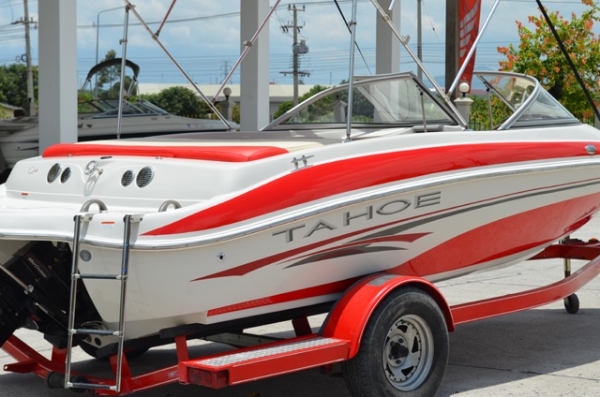 Tahoe Q4 4.3L Mercury I/O 2006 19 Ft. 5 Inch. Tahoe Q4 4.3L Mercury I/O 2006 19 Ft. 5 Inch.