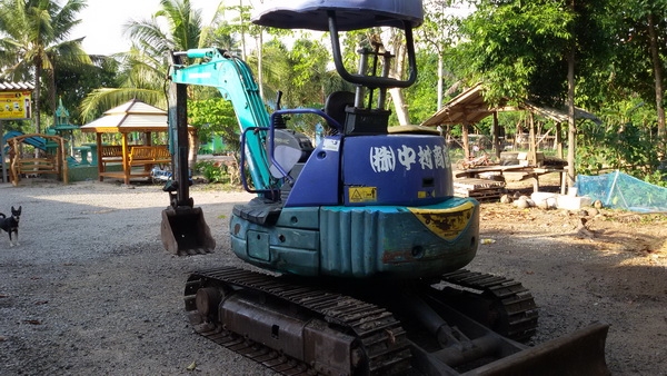 ขายรถขุดเล็ก komatsu35mr เทียบเท่ารุ่น9สภาพพร้อมใช้ราคาไม่แพง ขายรถขุดเล็ก komatsu35mr เทียบเท่ารุ่น9สภาพพร้อมใช้ราคาไม่แพง