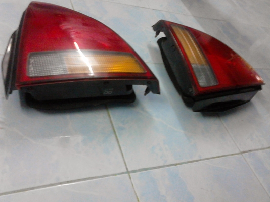 ไฟท้ายฮอนด้า พรีลูด แท้ คู่ล่ะ 2000 บาท