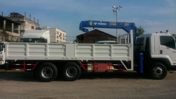 รถบรรทุก ISUZU FVM 10 ล้อ 1 เพลา ( ติดเครน tadano )