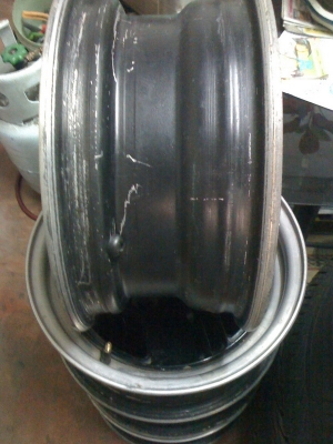 แม็ก 13 นิ้ว รู 114 สภาพ สวย 4 ล้อ แม็ก 13 นิ้ว รู 114 สภาพ สวย 4 ล้อ