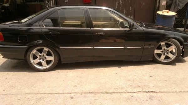 ขาย bmw e36 นกแก้ว