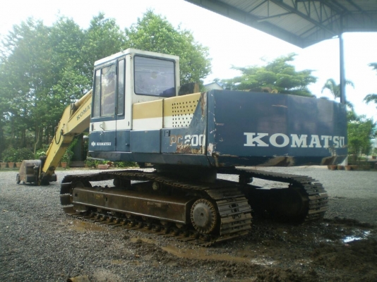 ขายรถแบ็คโฮ Komatsu PC 200 รุ่น 3 เครื่องเดิม ปั๊มเดิม เอกสารสัญญาซื้อขาย
