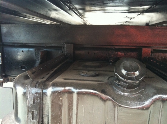 ขาย NISSAN 6 ล้อ