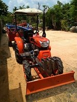 รถไถคูโบต้า  KRT 14 แรง  สภาพพร้อมใช้ อุปกรณ์มี ตีนตะขาบฐานสี่  เครื่องสูบน้ำเทนเลอร์
