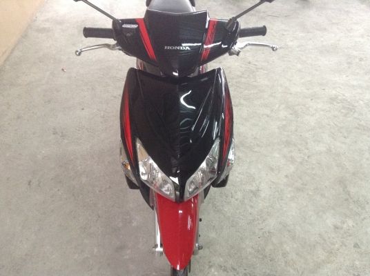 ขาย!!! ฮอนด้าคลิ๊ก สภาพสวย ปี50 รถเครื่องดีคับ ทะเบียนครบ ภาษีไม่หมด