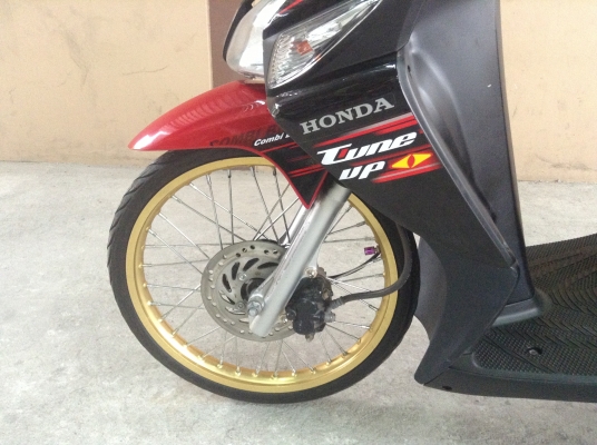 ขาย!!! ฮอนด้าคลิ๊ก สภาพสวย ปี50 รถเครื่องดีคับ ทะเบียนครบ ภาษีไม่หมด