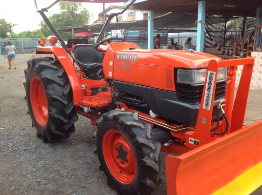 ปัญญาแทรคเตอร์มาแล้ว...จัดมาให้ครับ รีบโดยด่วน.คูโบต้า L4508 พร้อมใบมีดตราช้าง โรตาลี่ตราช้าง จัดส่ง อ.ปัว จ.น่าน