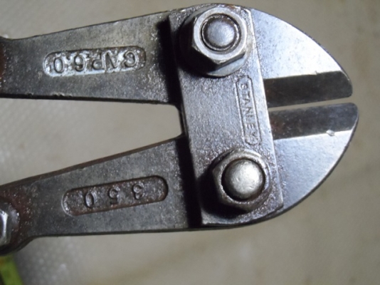 คีมตัดลวดSTANLEY 14นิ้ว