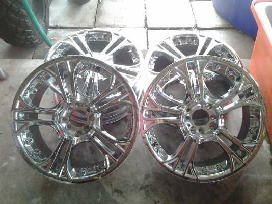 ขอบ18  4รู100  vip ขายถูกๆๆ