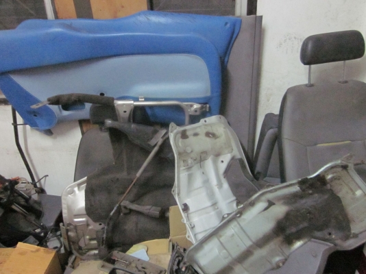 ขายอะไหล่รถตู้ ขายอะไหล่รถตู้