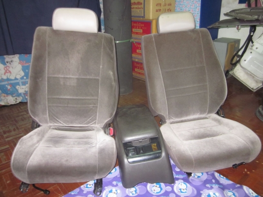 ขายอะไหล่รถตู้ ขายอะไหล่รถตู้